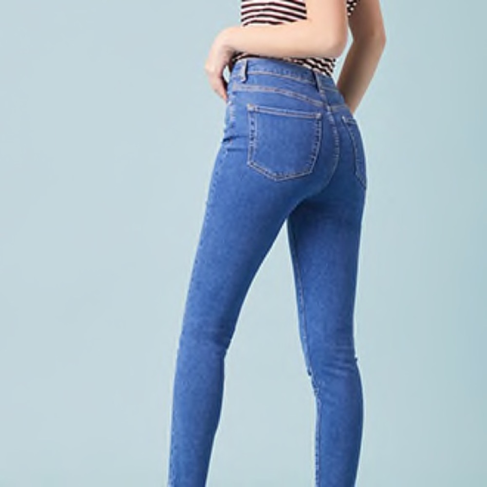 Sculpted Denim Skinny Jeans NWOT